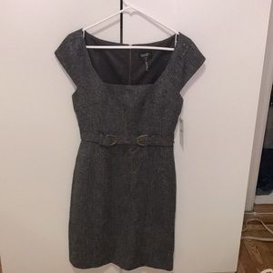 Laundry dress in size 8.
